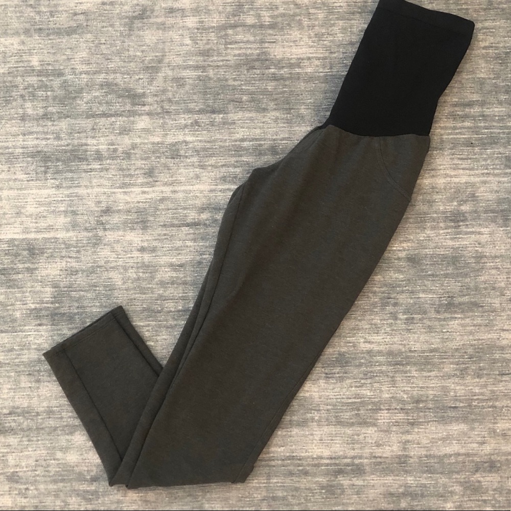 Motherhood Maternity gray leggings